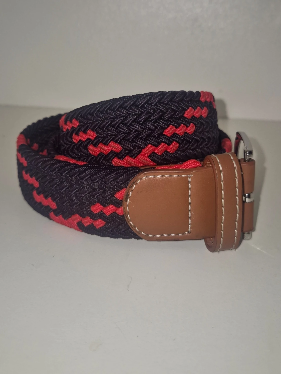 Svart och röd flätad bälte - 1
