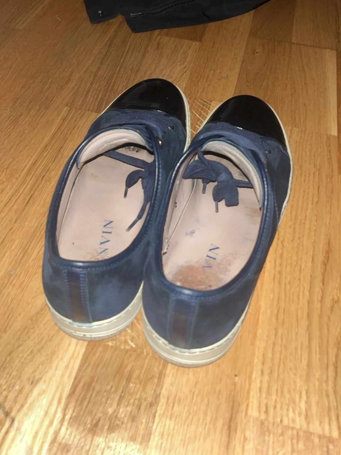 Mörkblå sneakers från Lanvin - 1