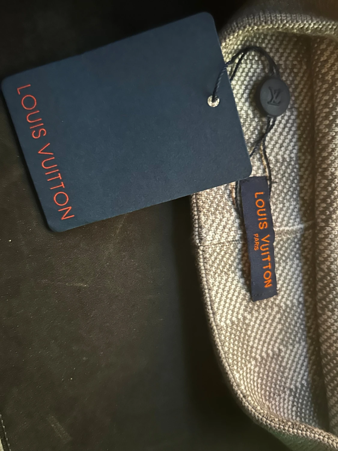 Grå rutig mössa med logga  - 2