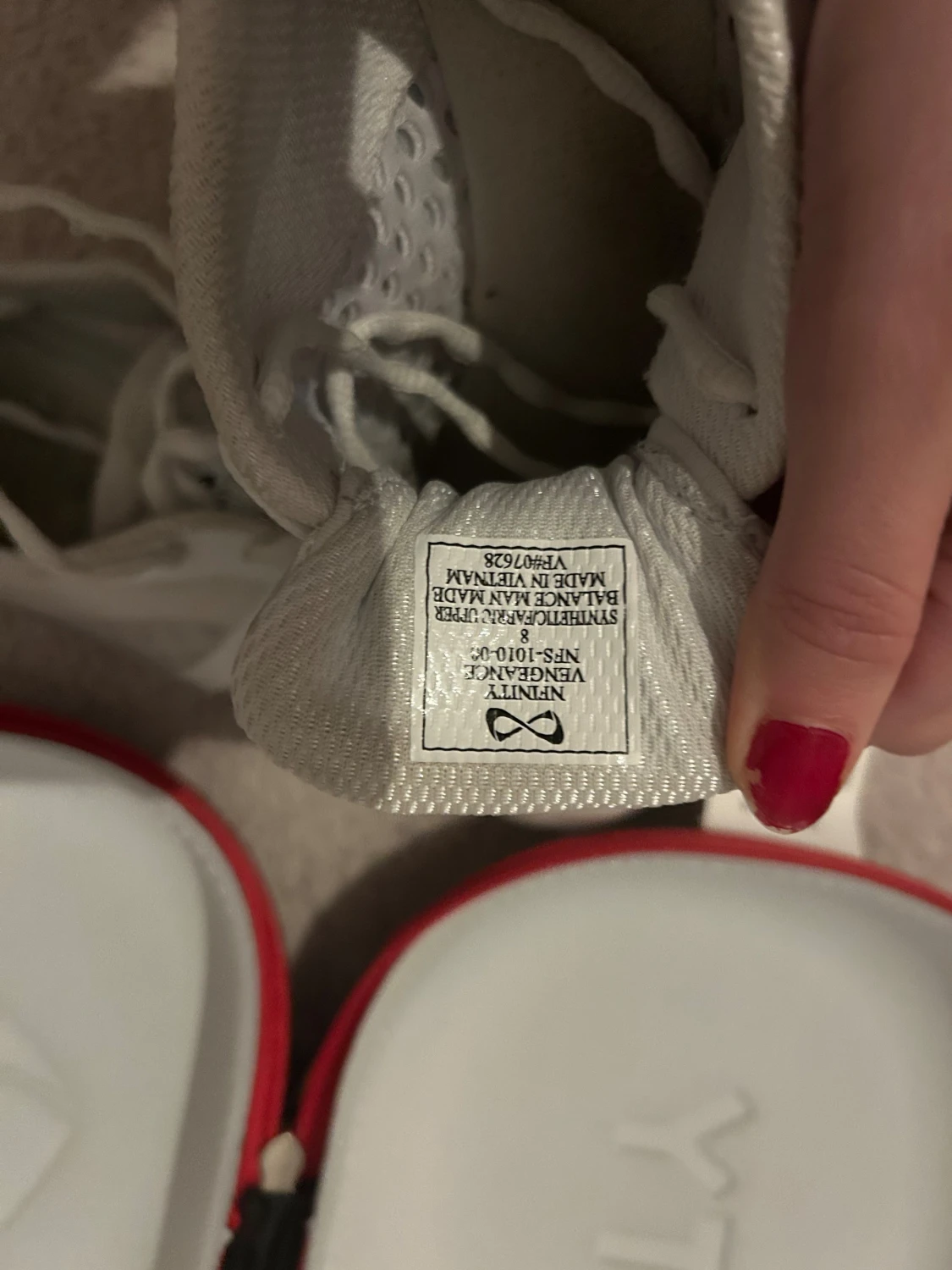 Vita cheerskor från nfinity - 4