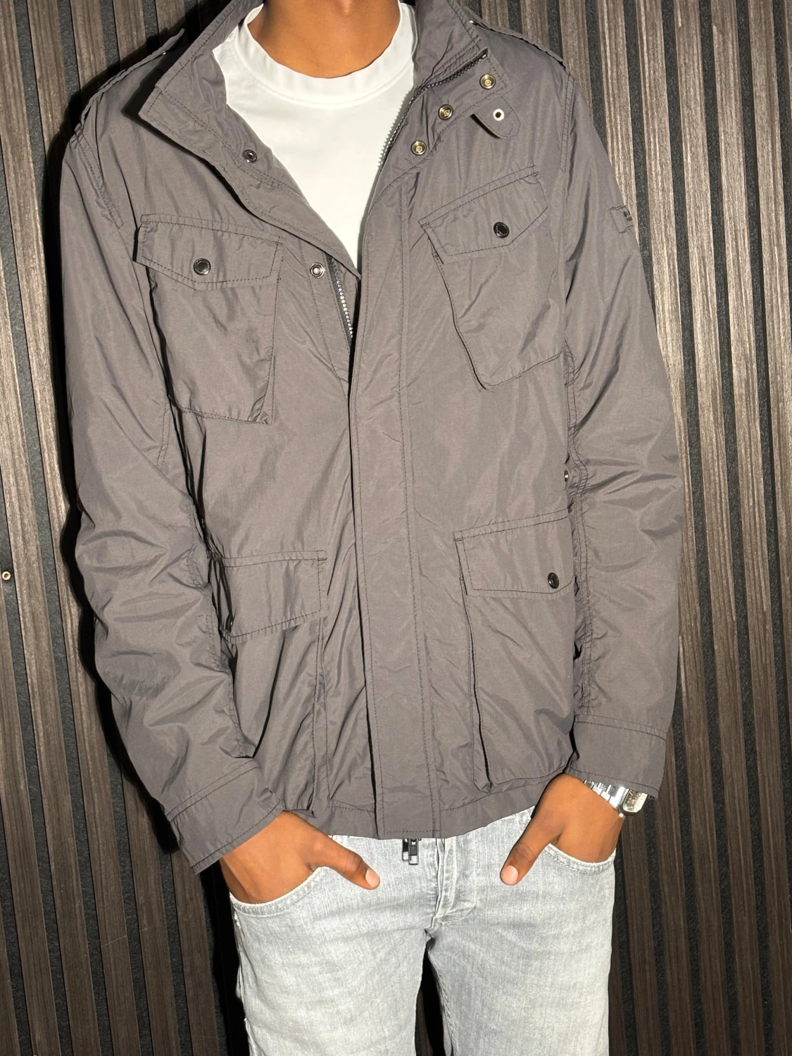 Grå vindjacka från Woolrich - 1