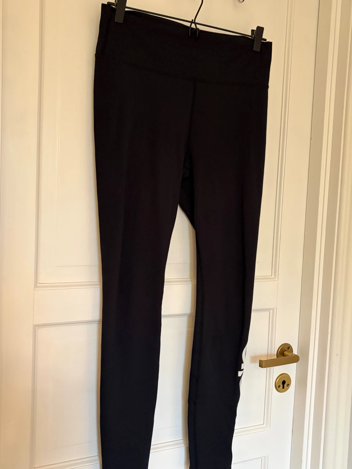 Svarta leggings från Aim'n