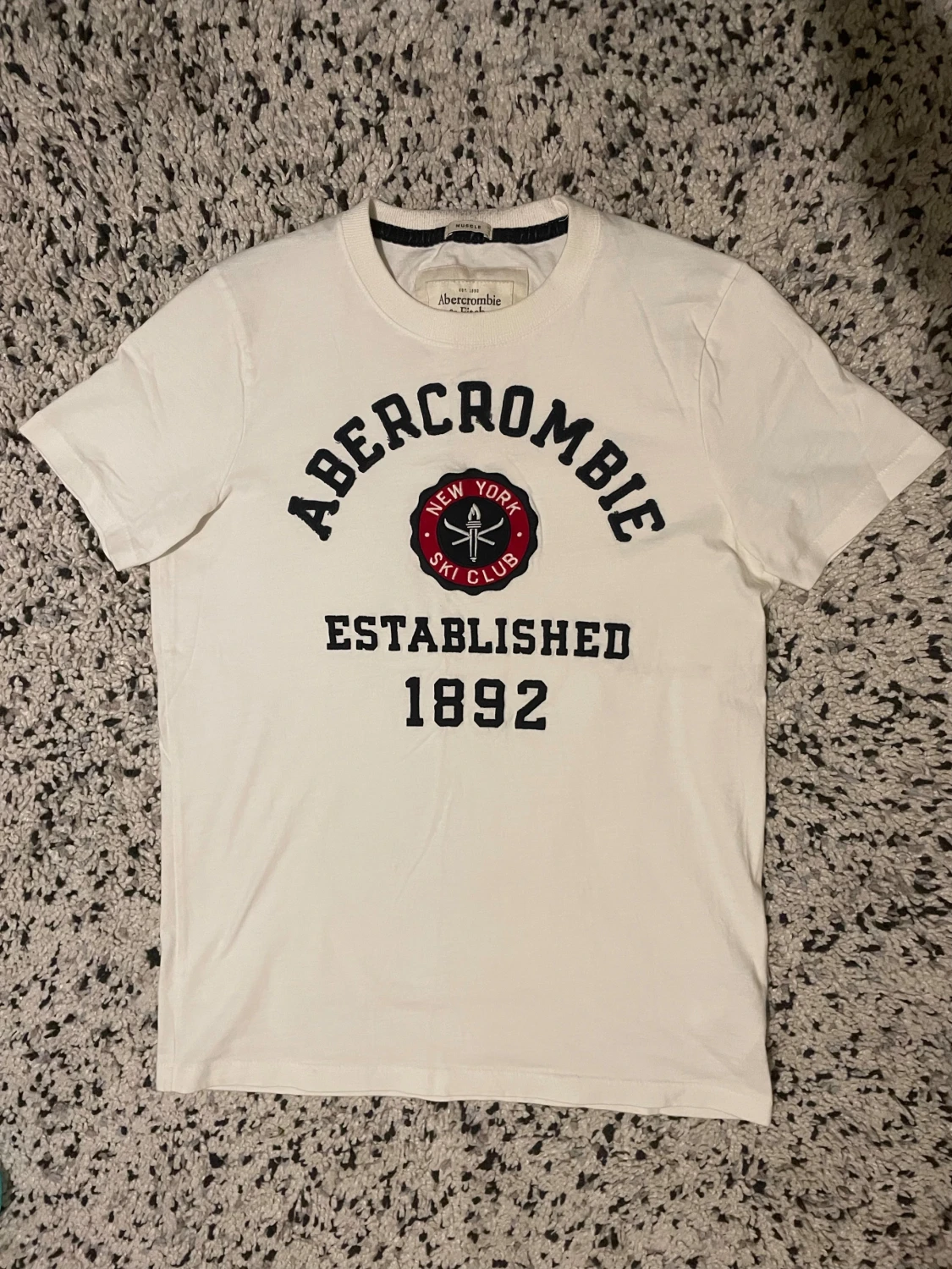 Abercrombie & Fitch T-Shirt - 1