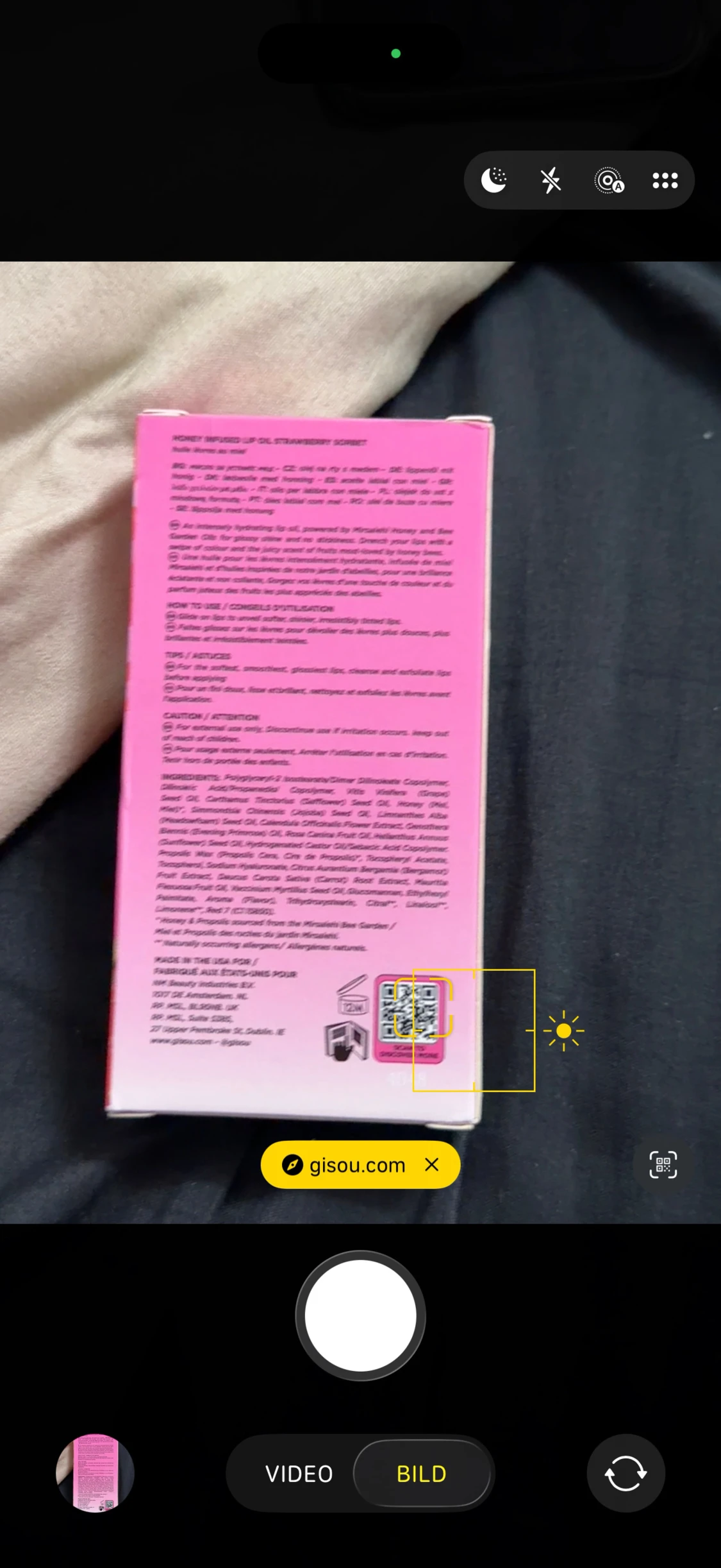 Gisou Honey Infused Lip Oil Strawberry - 2