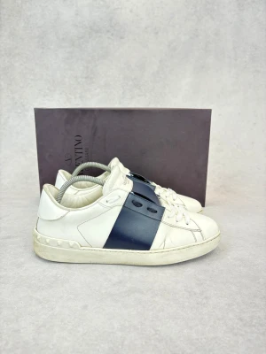 Valentino  Open sneakers  - – Condition: 8/10  – What is included: Box, dustbag and Valentino card  – Retail price: Over 700 euro