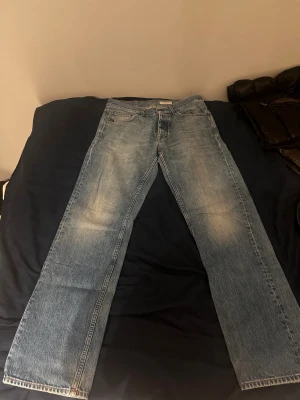 Tiger of Sweden jeans  -  Schyssta och fräscha tiger  of Sweden jeans  storlek W 33  L 34 