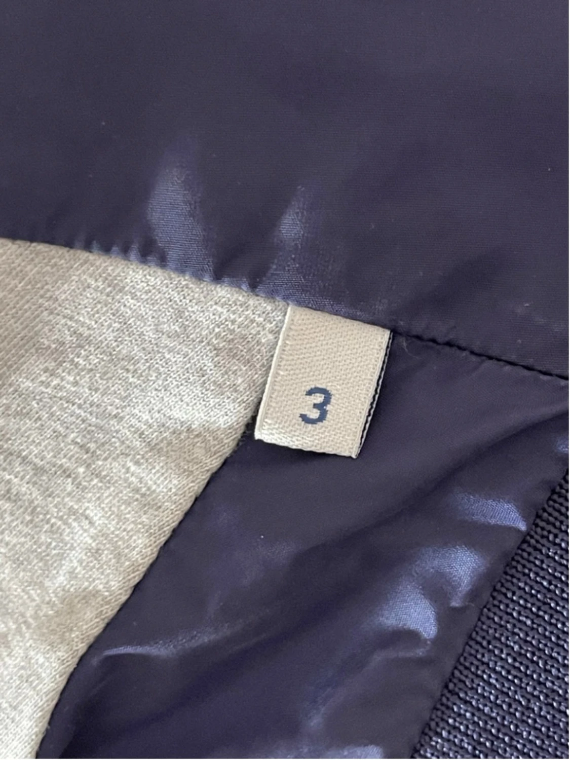 Marinblå vindjacka från Moncler - 6