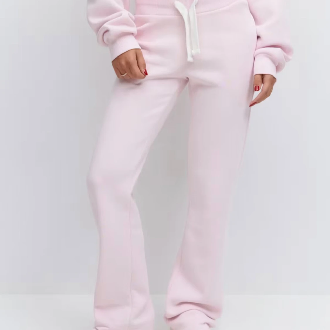 Ljusrosa mjukisbyxor från Gina Tricot