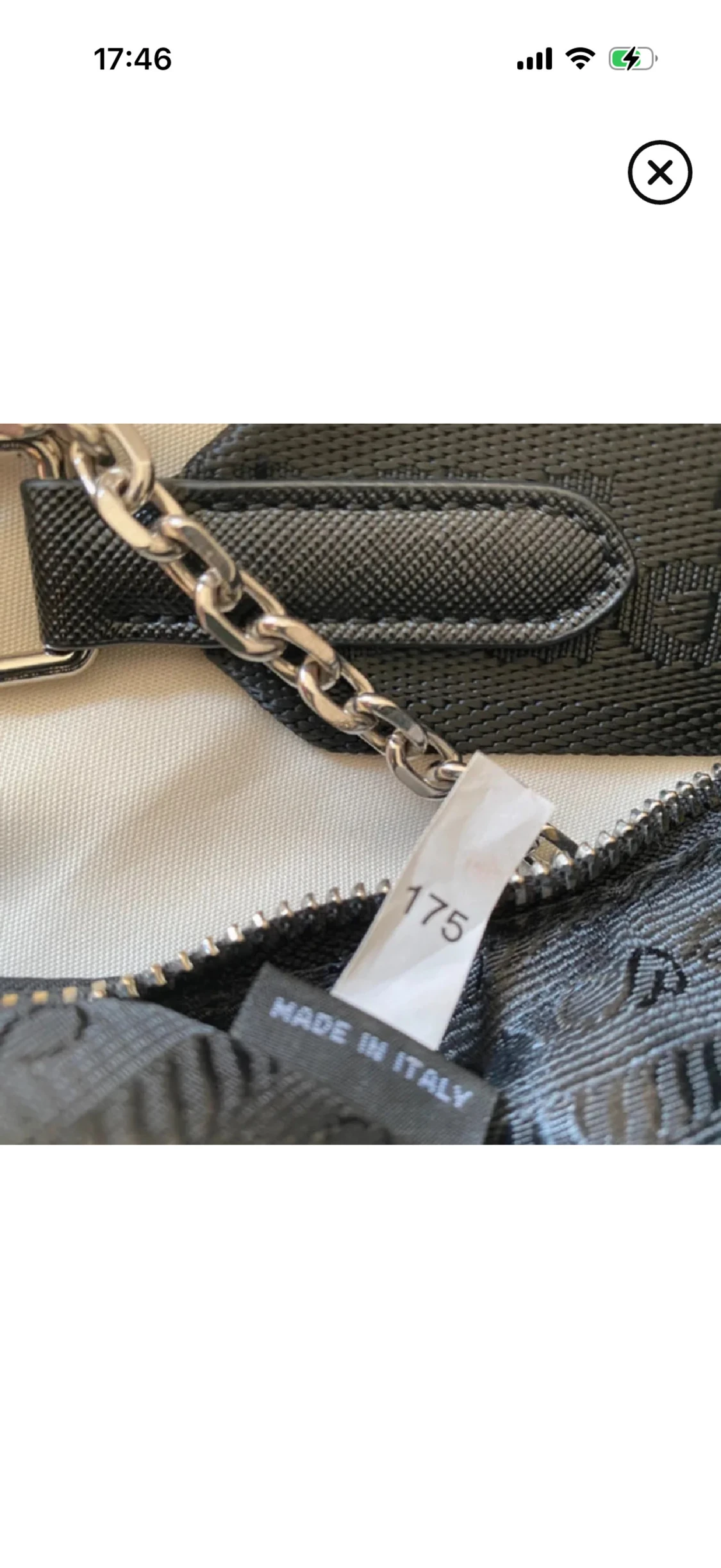 Svart axelväska från Prada  - 4