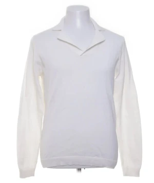 Quarter zip från Asos design - Quarter zip ännu en gång, inga defekter storlek s köptes för typ 500 säljs för 250