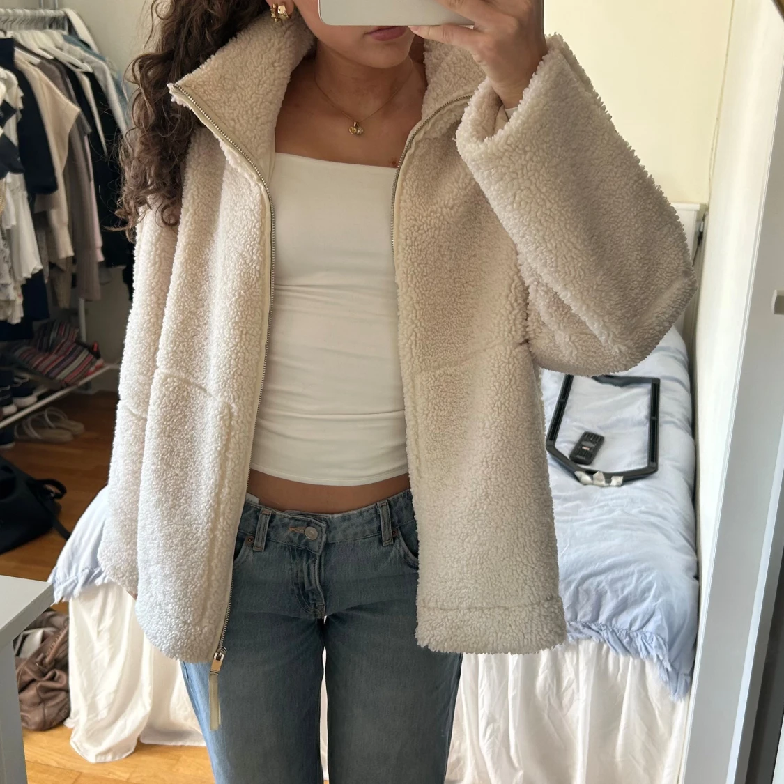 Beige teddyjacka med dragkedja - 1