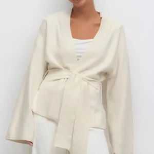 Kimono - Jätte fin men kommer tyvärr inte till användning!❤️