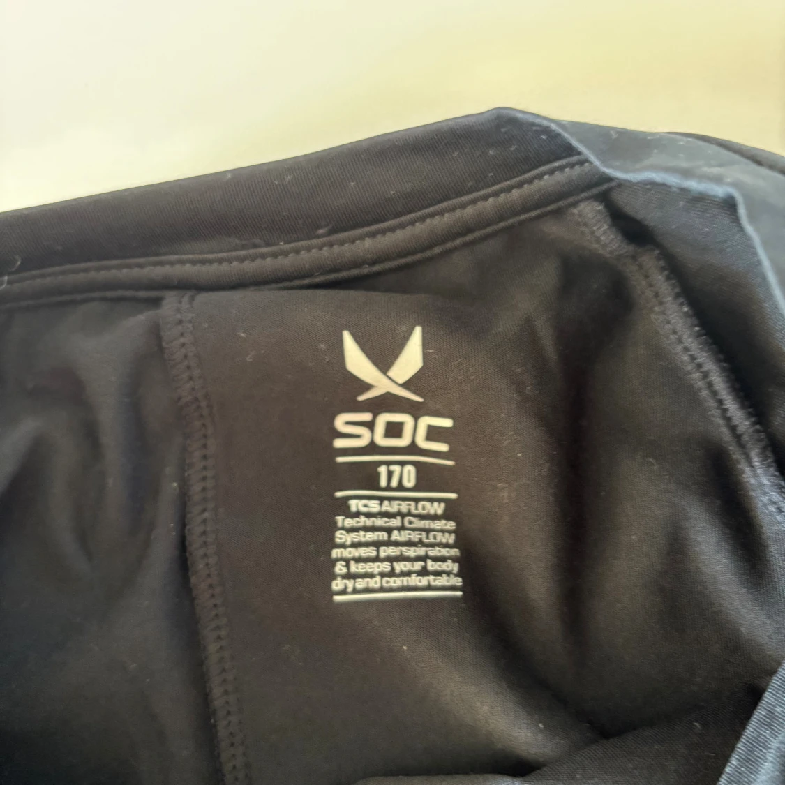 Svart tränings-tshirt från SOC - 1