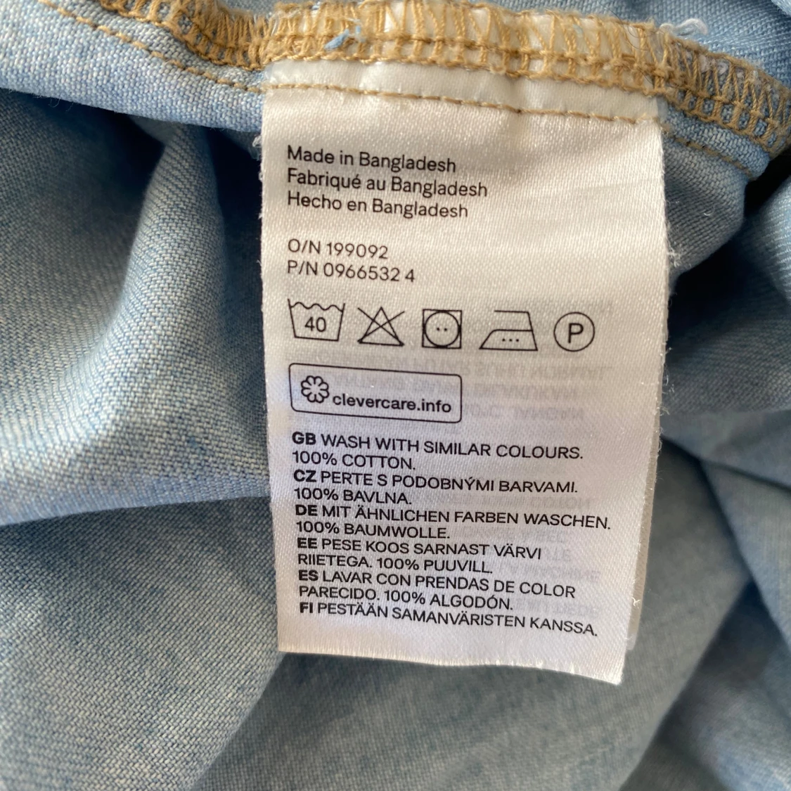 Ljusblå kort klänning från H&M Divided - 3