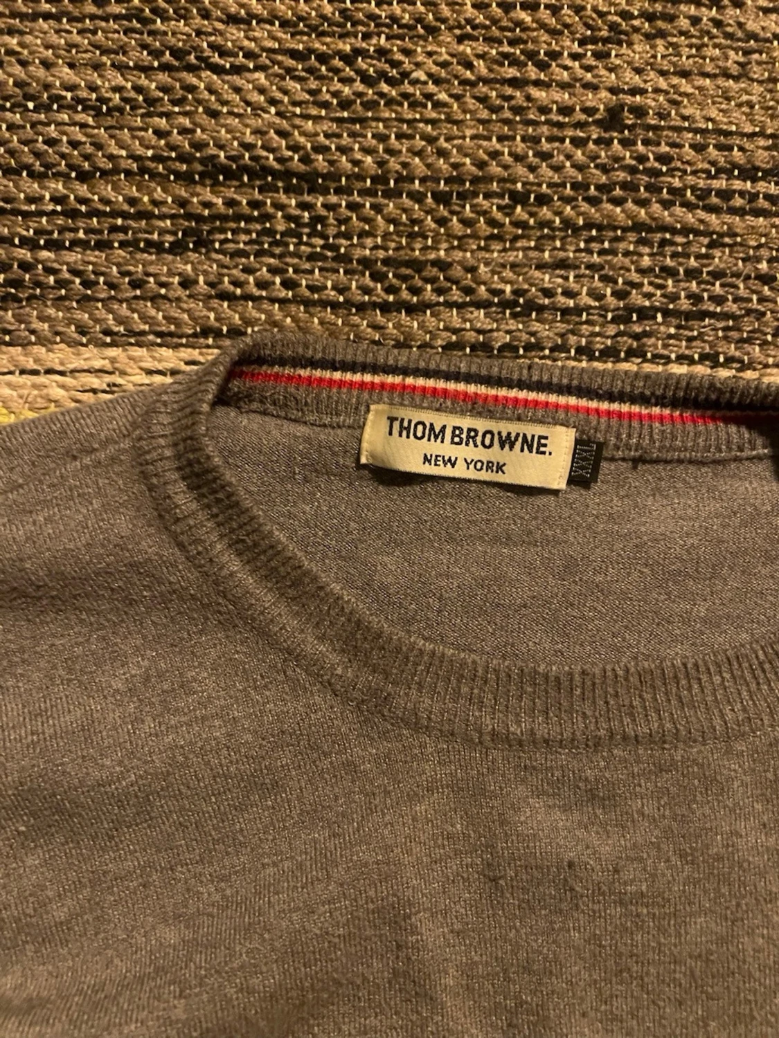 Grå tröja Vintige från Thom Browne med ränder - 1