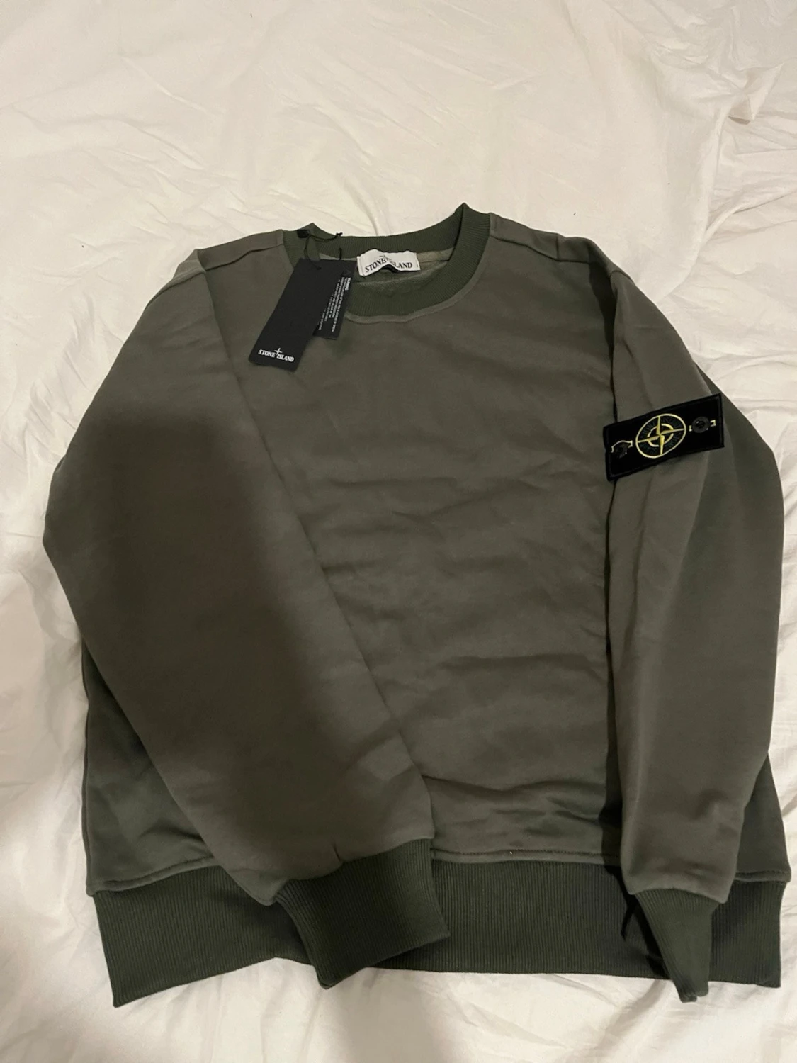 Stone isssland sweatshirt militärgrön