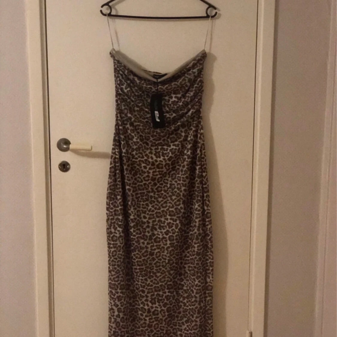 Leopardmönstrad långklänning - 1