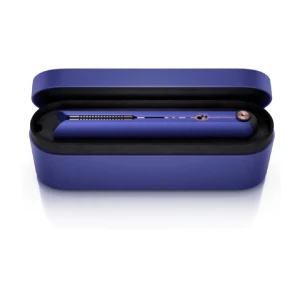 Dyson  Hårplattång - Dyson, en brutal sladdlös hårplattång i blått. Den levereras komplett och är skonsam för håret då man kan välja graderna. Produkten är i jätte bra och fräscht skick och endast används fåtal gånger. Pris diskuteras vid snabb affär!!💙