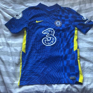 Chelsea kit - Knappt använd