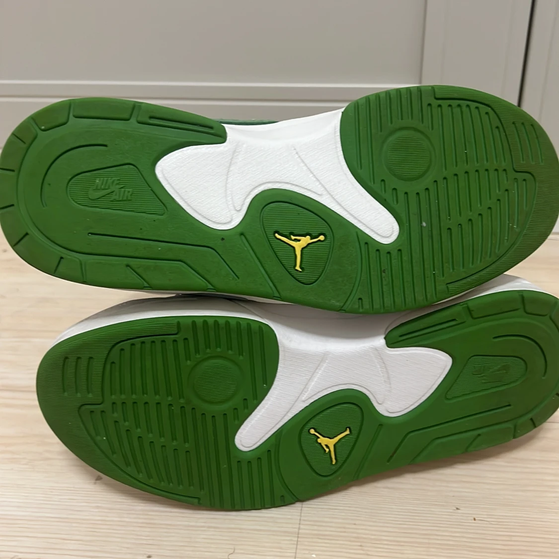 Nike Air Jordan 2 Low vit/grön - 2