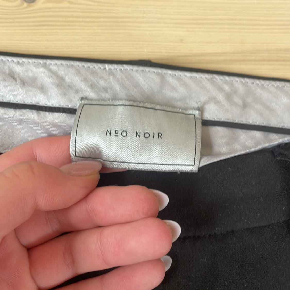 Svarta kostymbyxor från Neo Noir - 1