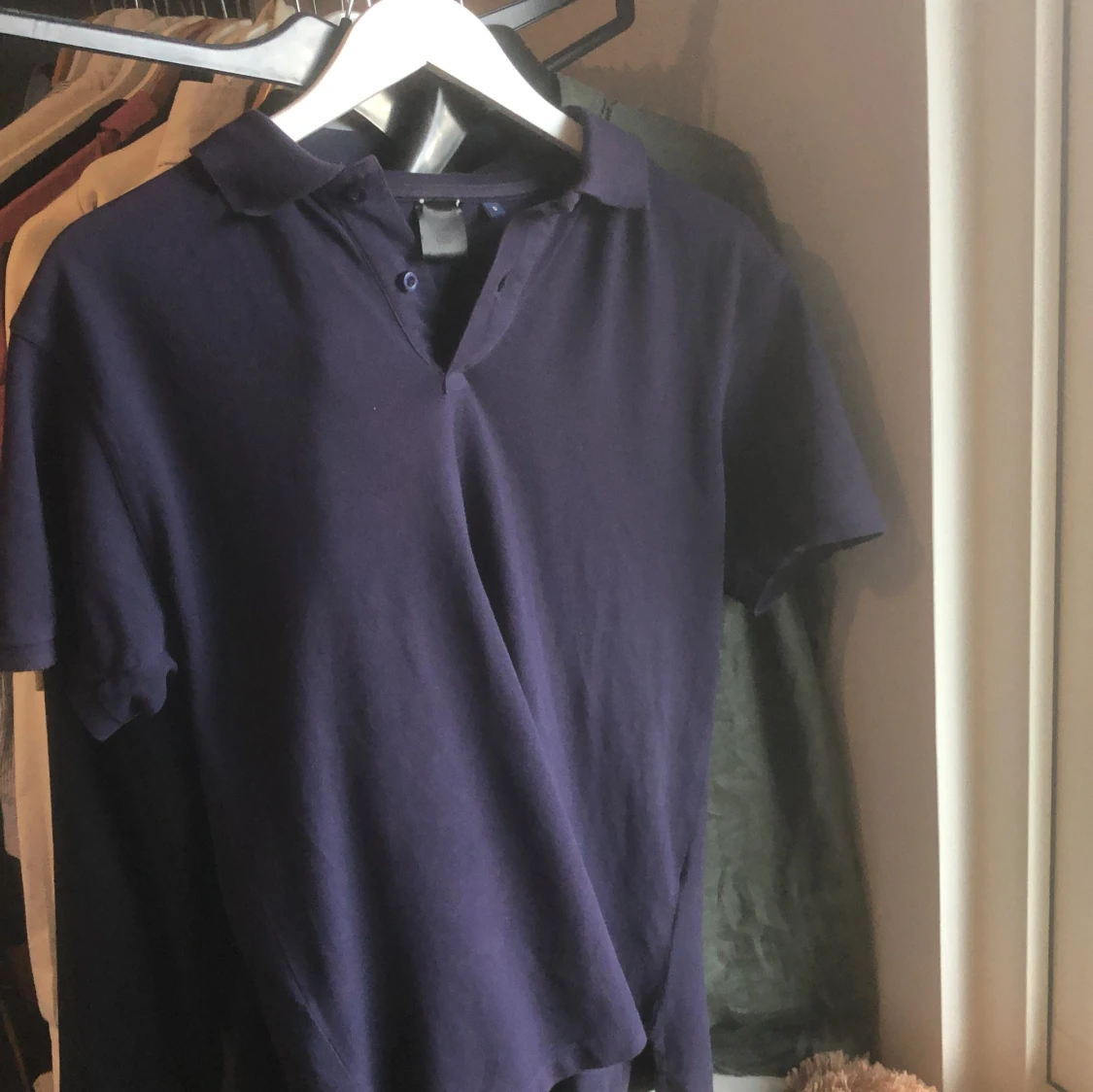 Mörkblå pikétröja i bomull - 1