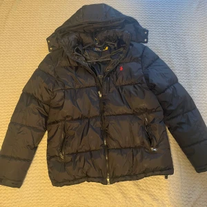Polo Ralph Lauren  - Like-new Ralph Lauren jacket, size XL. Worn only twice, in excellent condition. Classic style and perfect for any wardrobe.