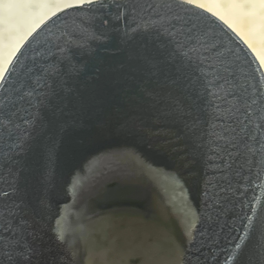 Svarta Inuikii moon boots i mocka - 3