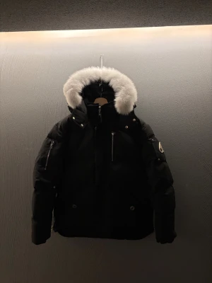 Moose knuckles jacka - Ny moose jacka i storlek M