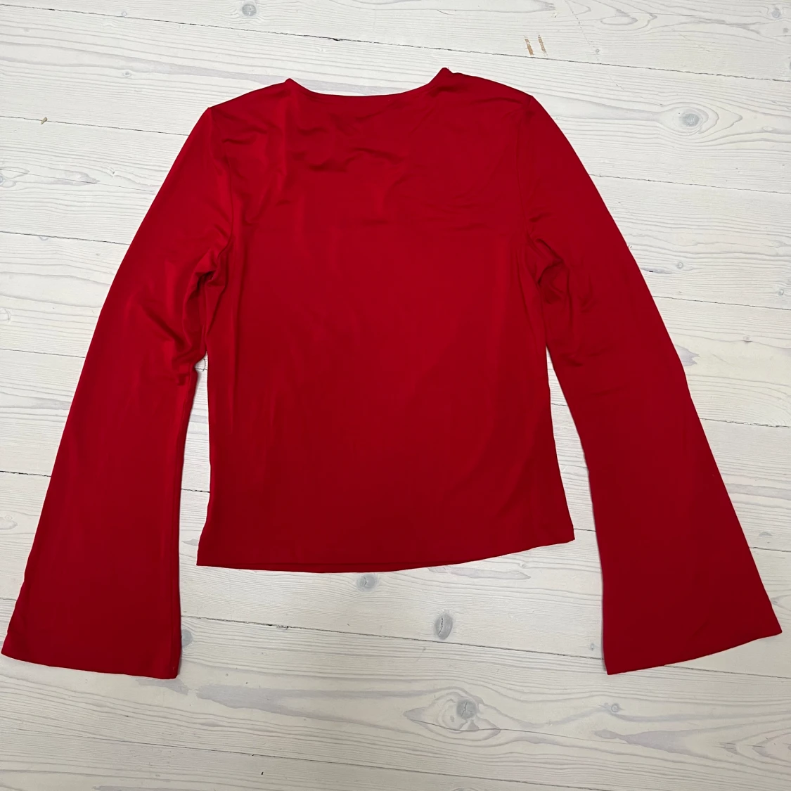 Röd tröja NA-KD - 90