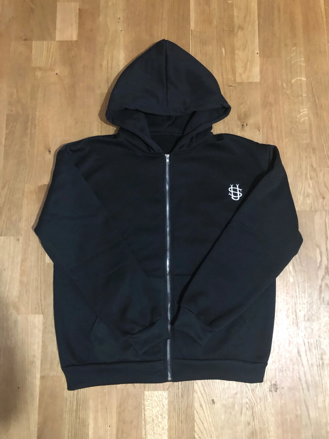 Svart Tracksuit  - 1