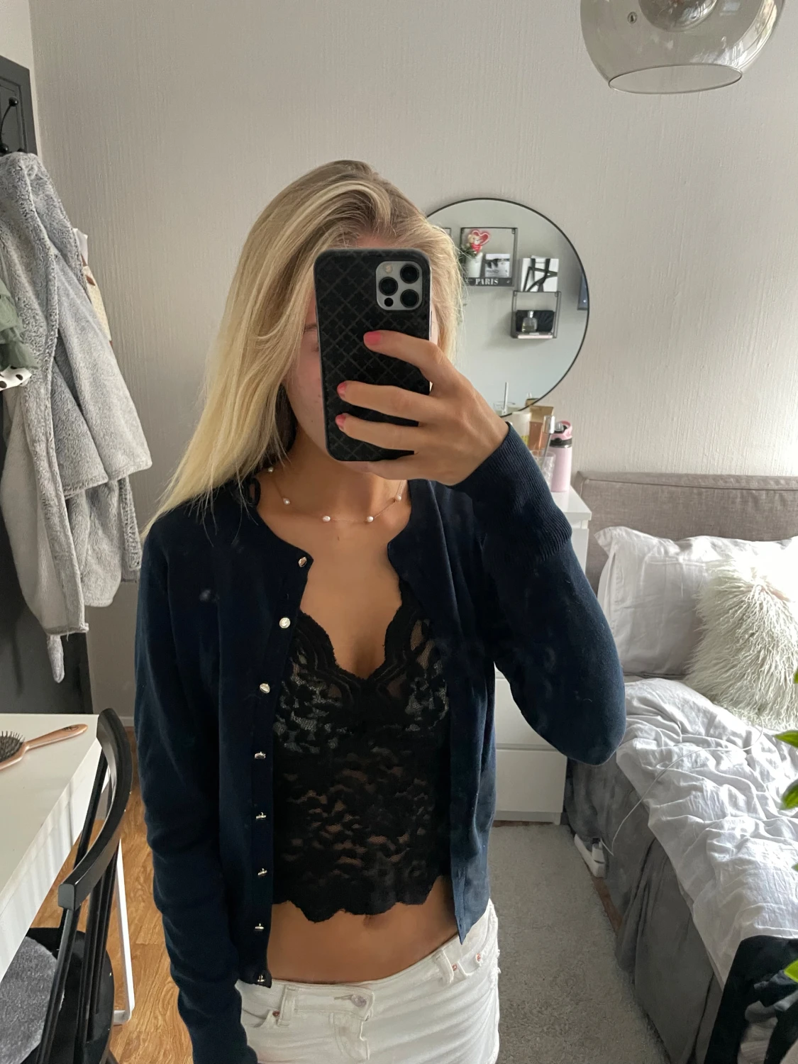 mörkblå kofta med knappar - 1