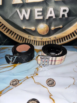 lv bälte + burberry bälte - fräscht bälte, 110cm lång justerbart, skickas inom kort tid och nål för extra hål ingår!