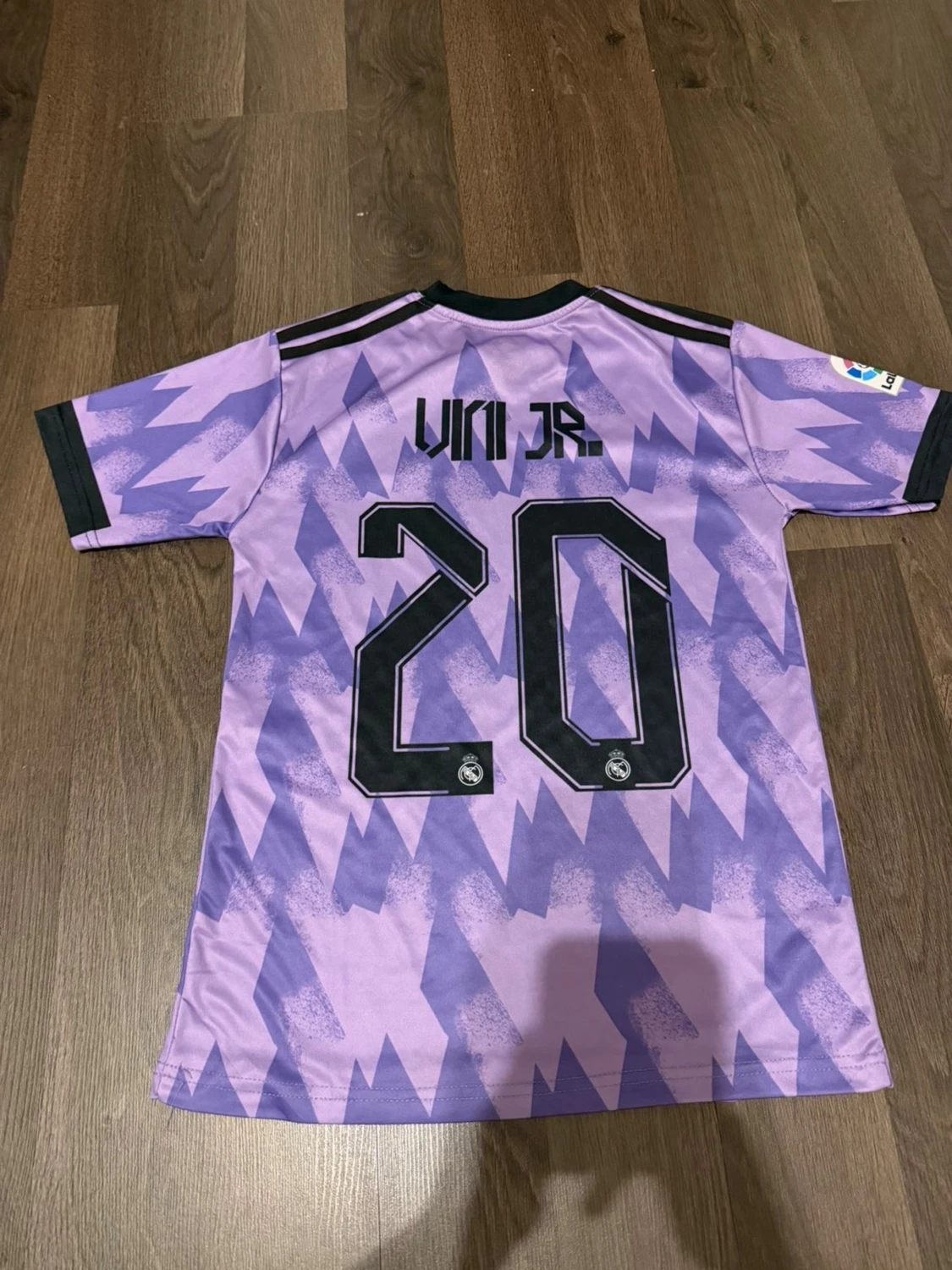 Real Madrid Vinicius Jr. lila matchtröja - 1