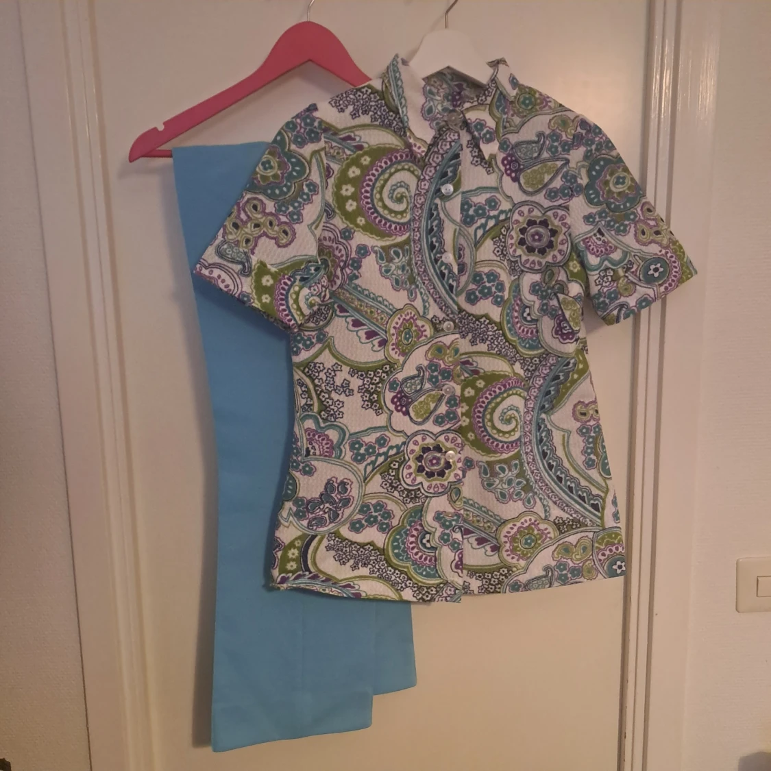 60tals byxa och längre topp