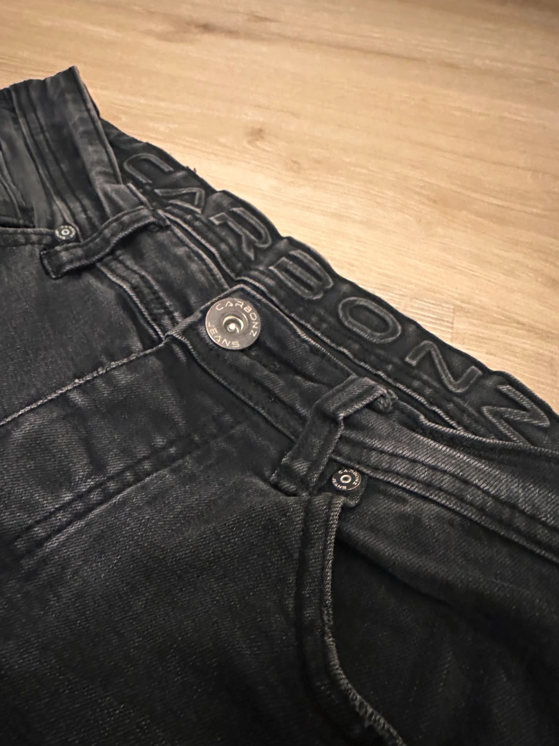 Svarta skinny jeans från Carbonz - 2