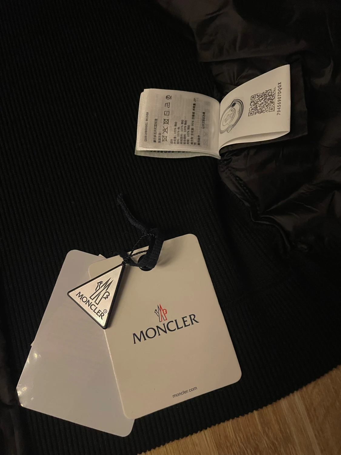  Svart moncler cardigan - 5