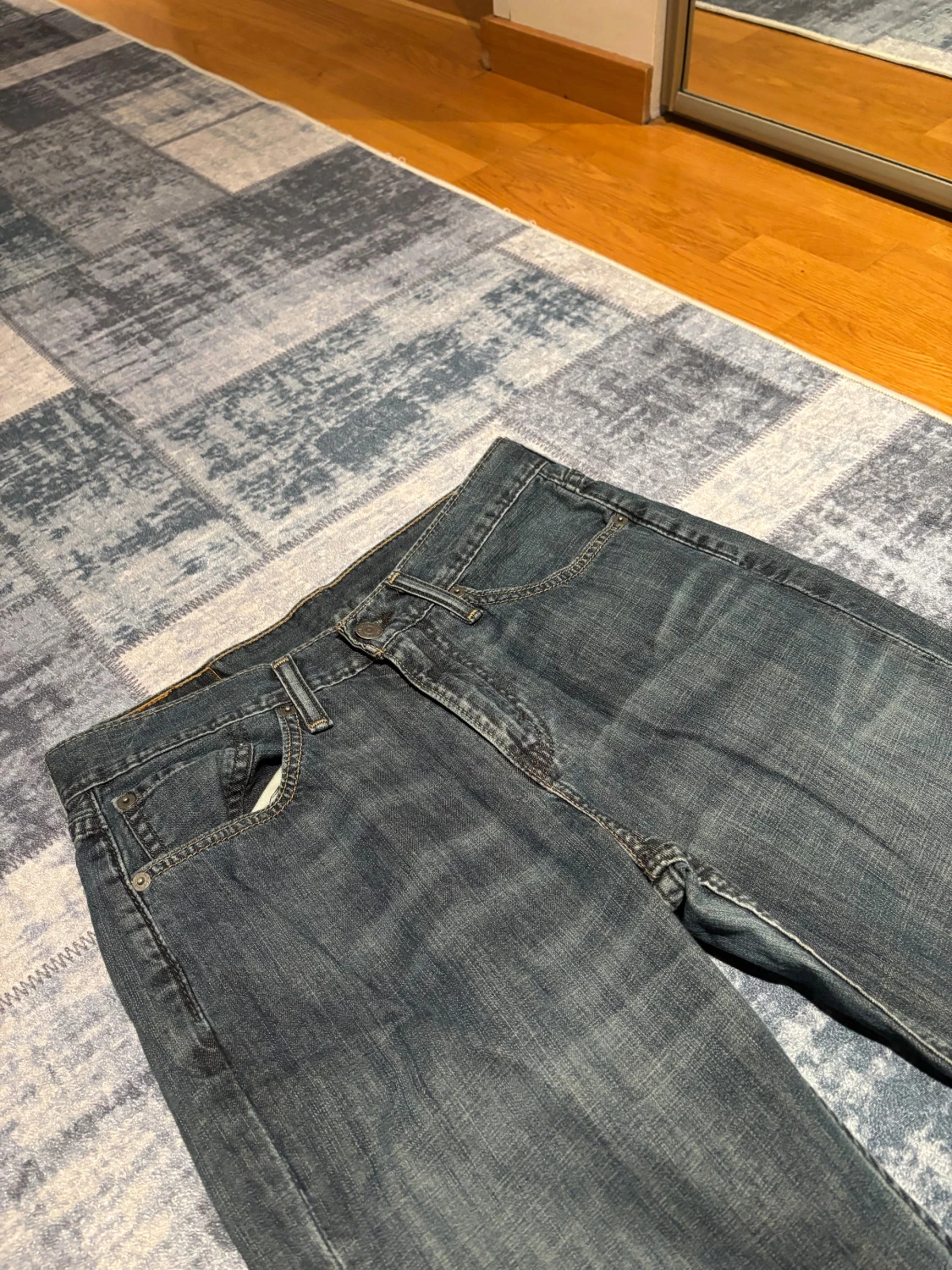 Levi's 501 mörkblå jeans straight fit