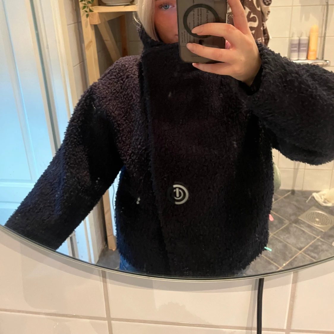 Svart teddyjacka från Gina Tricot - 2