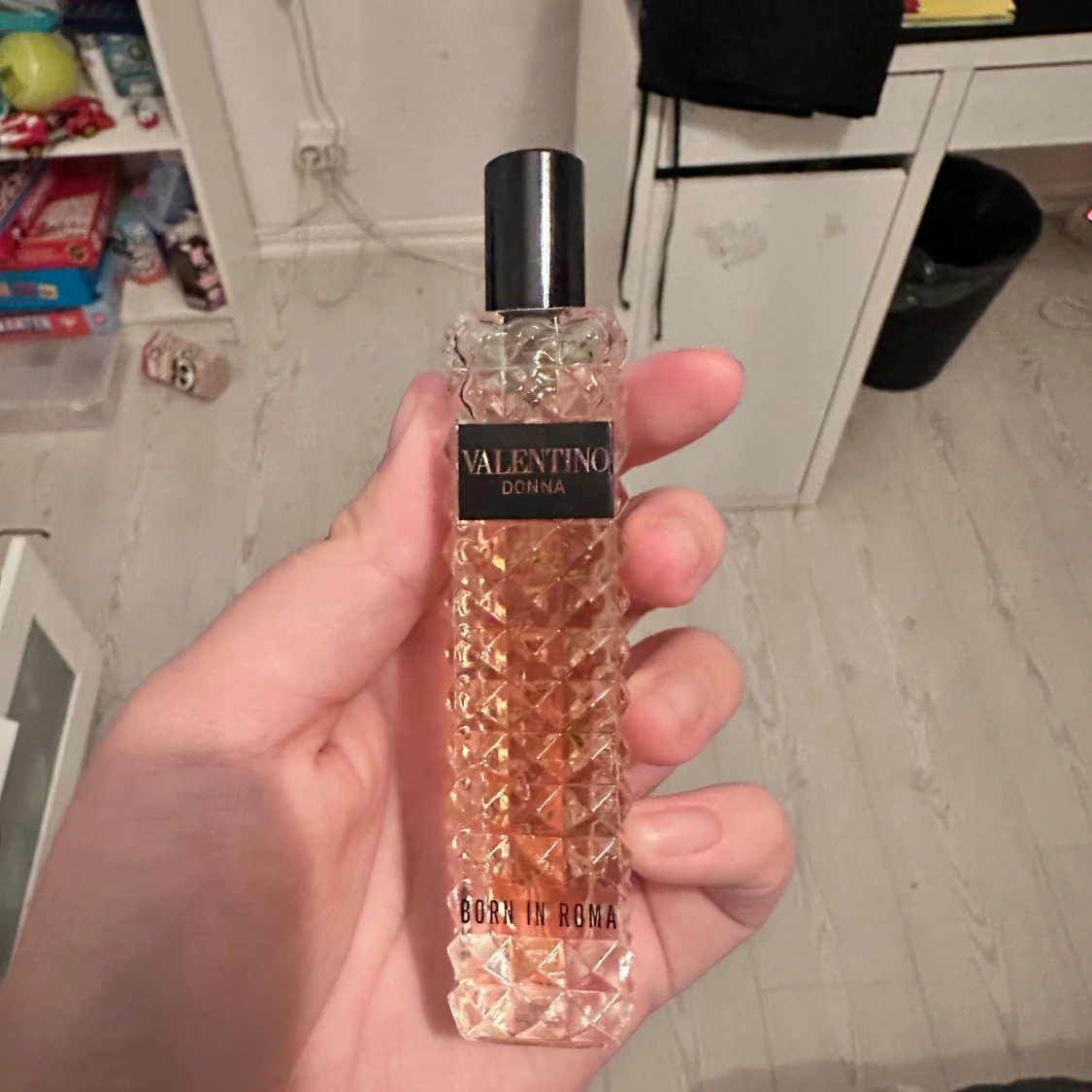 Valentino Donna & Solinotes Freesia - 3