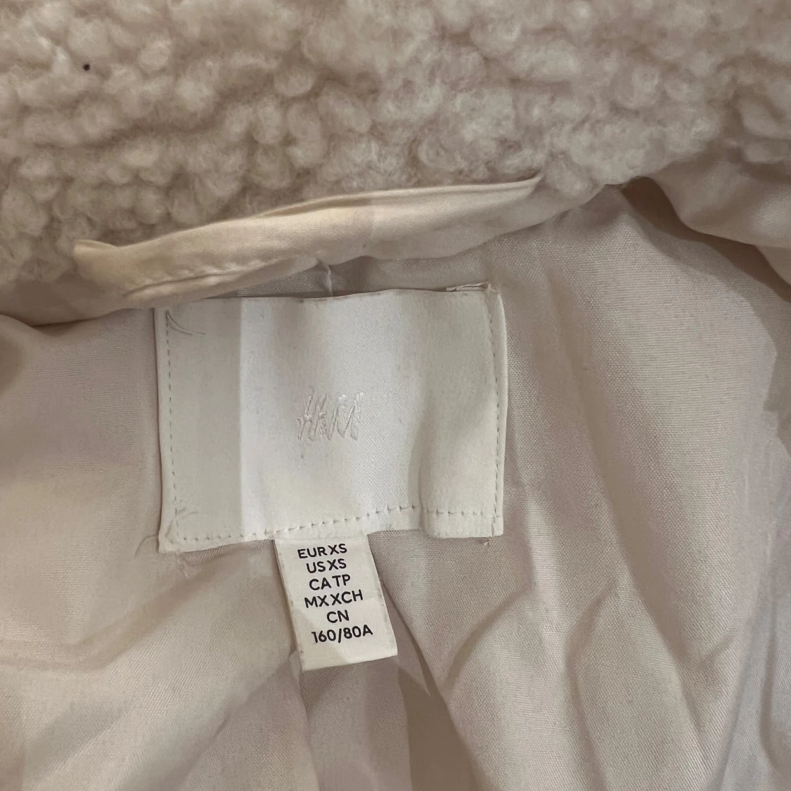 Beige teddyjacka från H&M - 4