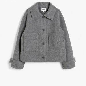 Grå kappa från Kappahl - Grå kappa från Kappahl, få antal gånger använt