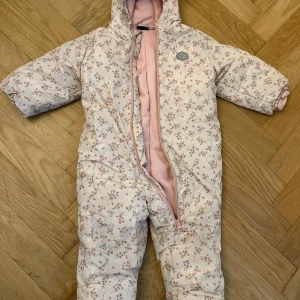 Overall  - Nästan nytt 