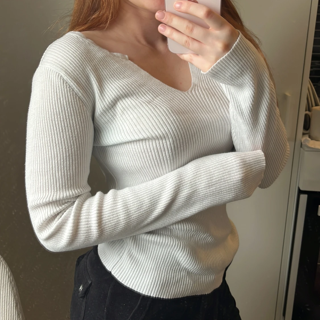 Vit ribbad långärmad tröja - 1