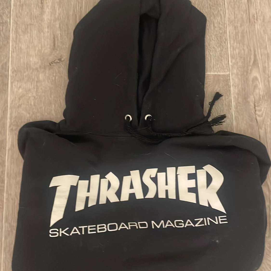 Svart Thrasher hoodie med tryck