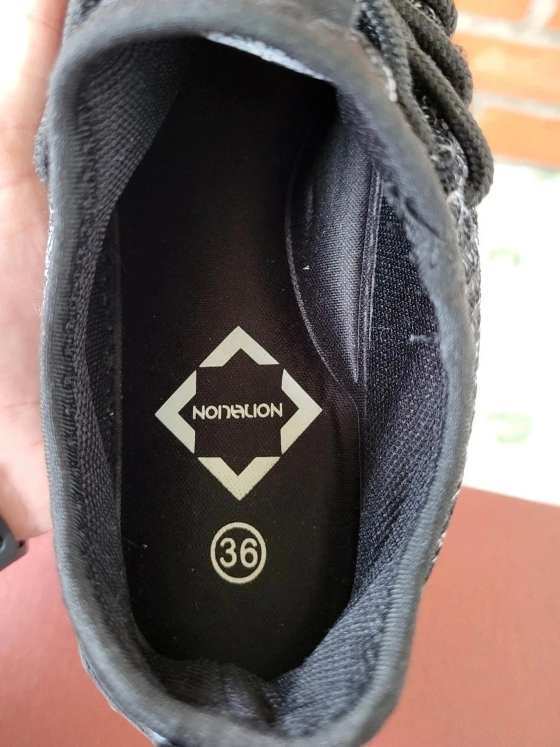 Svarta sneakers från NoDalion strl 36 - 4