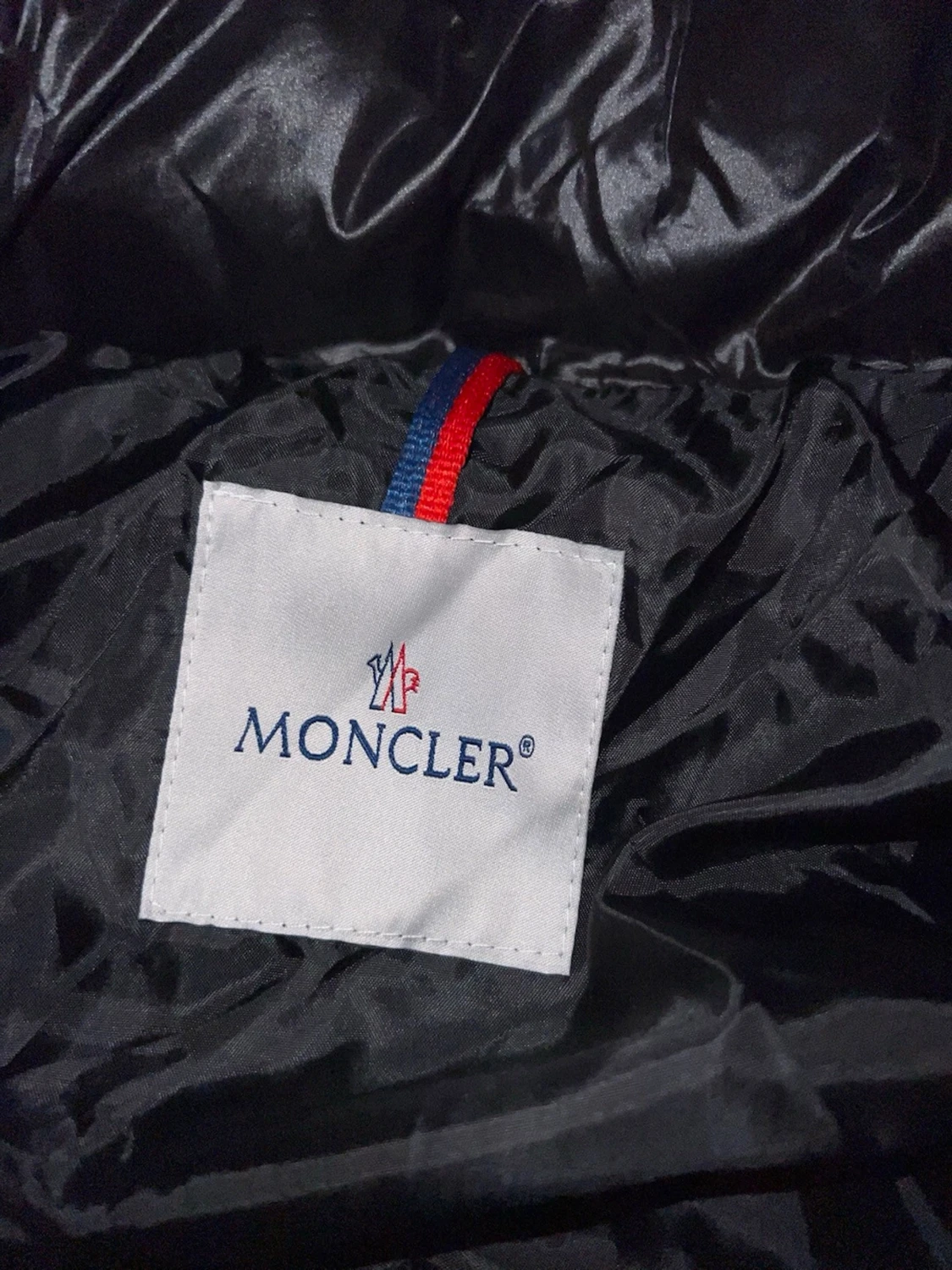 Svart Moncler pufferjacka med huva - 5