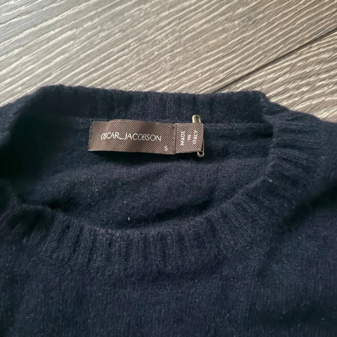 Mörkblå kashmirtröja Oscar Jacobson - 2