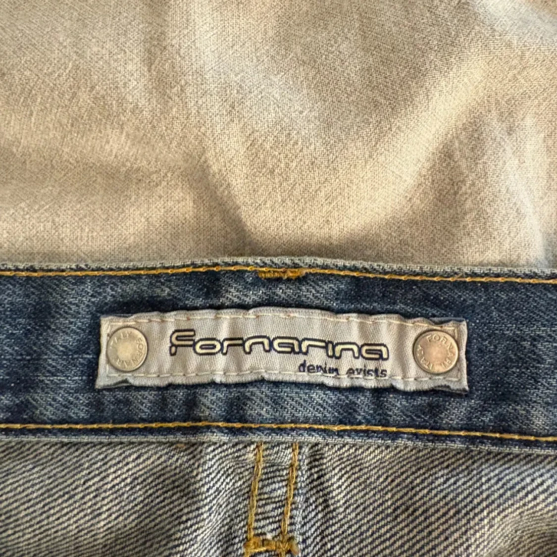 Blå bootcut jeans från Fornarina - 3