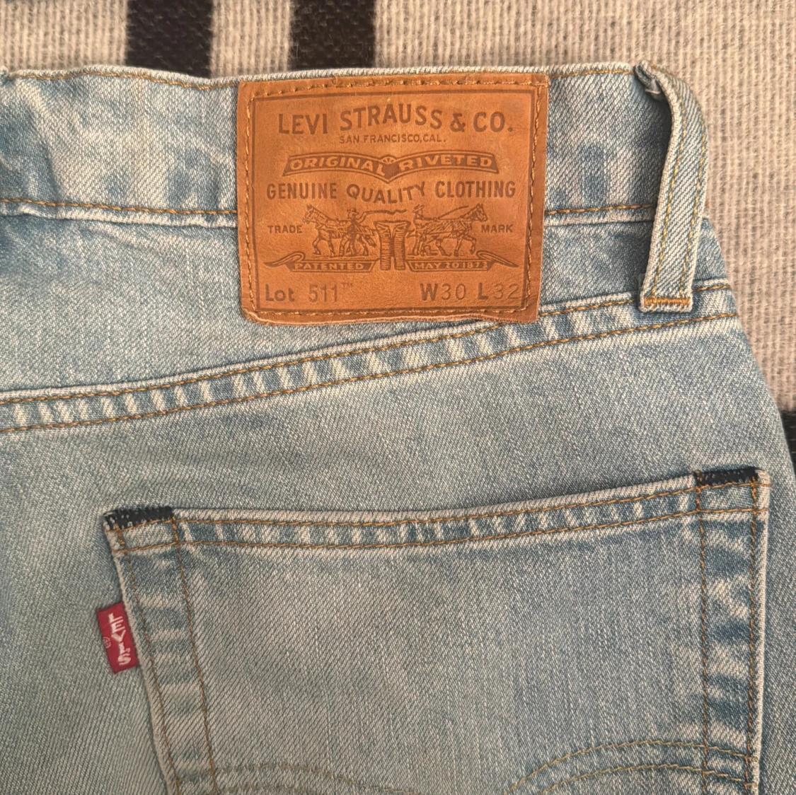 Levi's 511 ljusblå jeans W30 L32 - 2